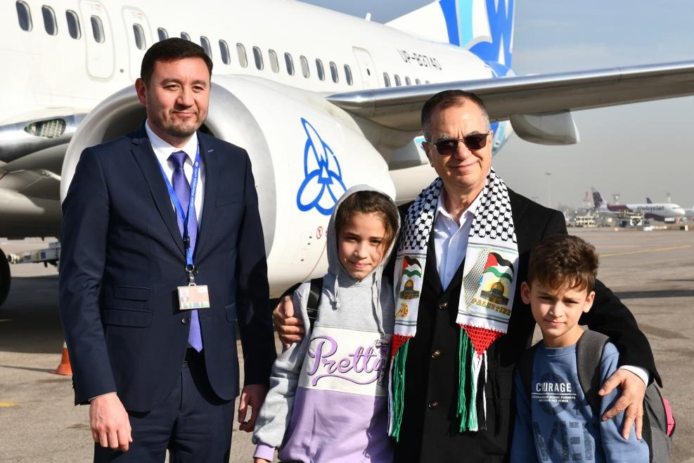 Kazakhstani citizens arrive in Almaty after being evacuated from Gaza. Source: DK News