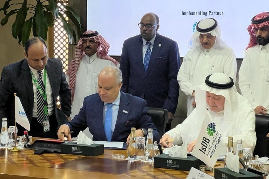 UNHCR and the Islamic Development Bank signed three agreements aimed at bolstering access to education, healthcare services, and livelihood opportunities in Afghanistan. Source: Ariana News